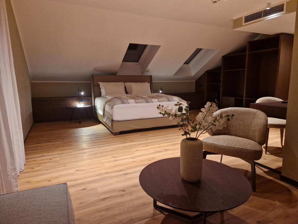 Hotel Wehra Wehr  Zewnętrze zdjęcie