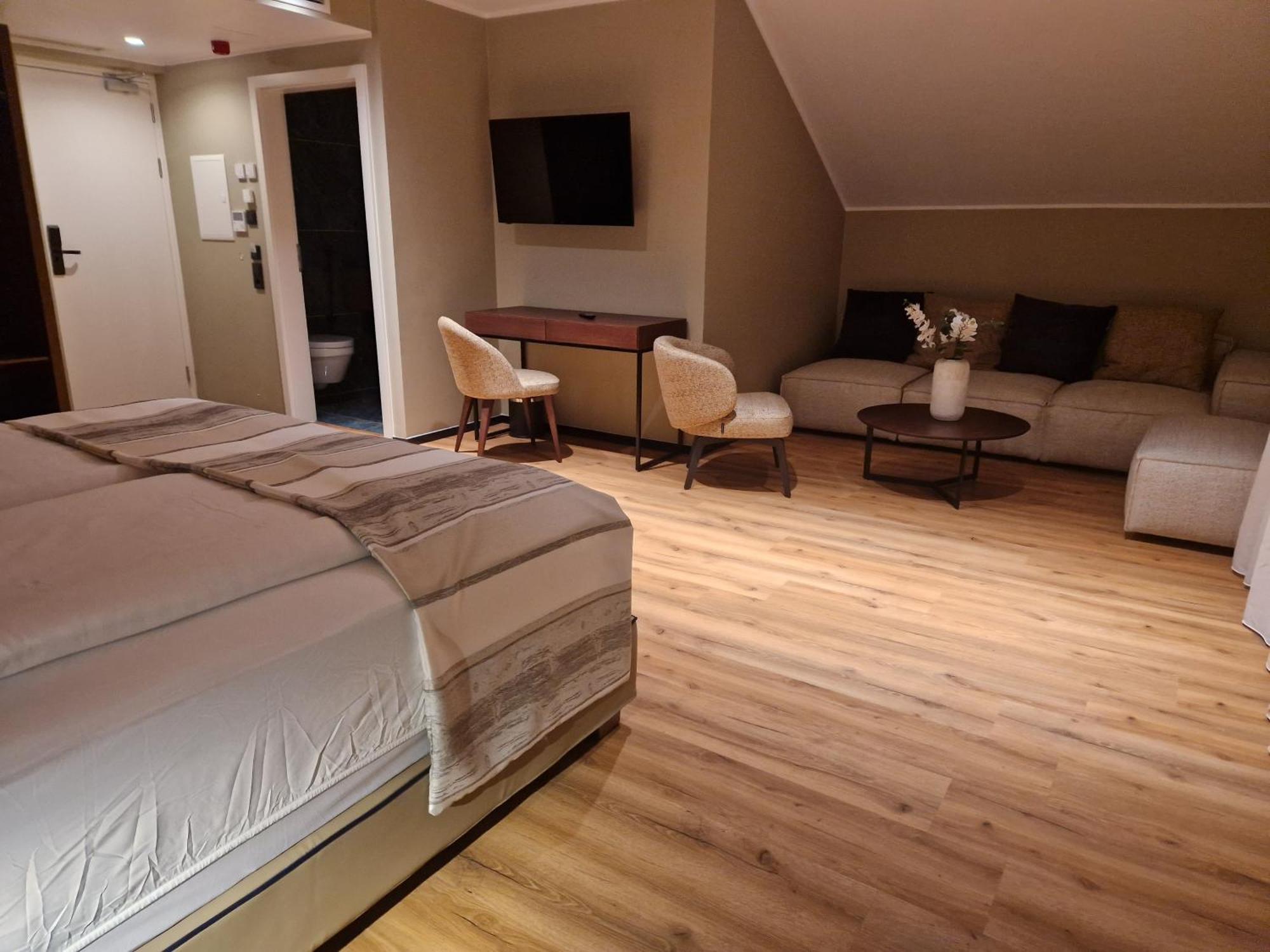 Hotel Wehra Wehr  Zewnętrze zdjęcie