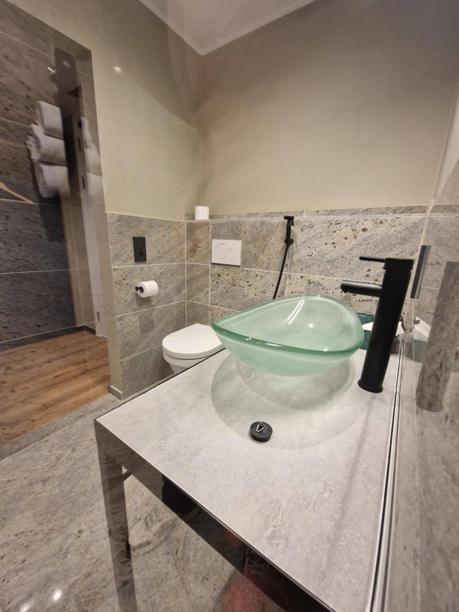 Hotel Wehra Wehr  Zewnętrze zdjęcie
